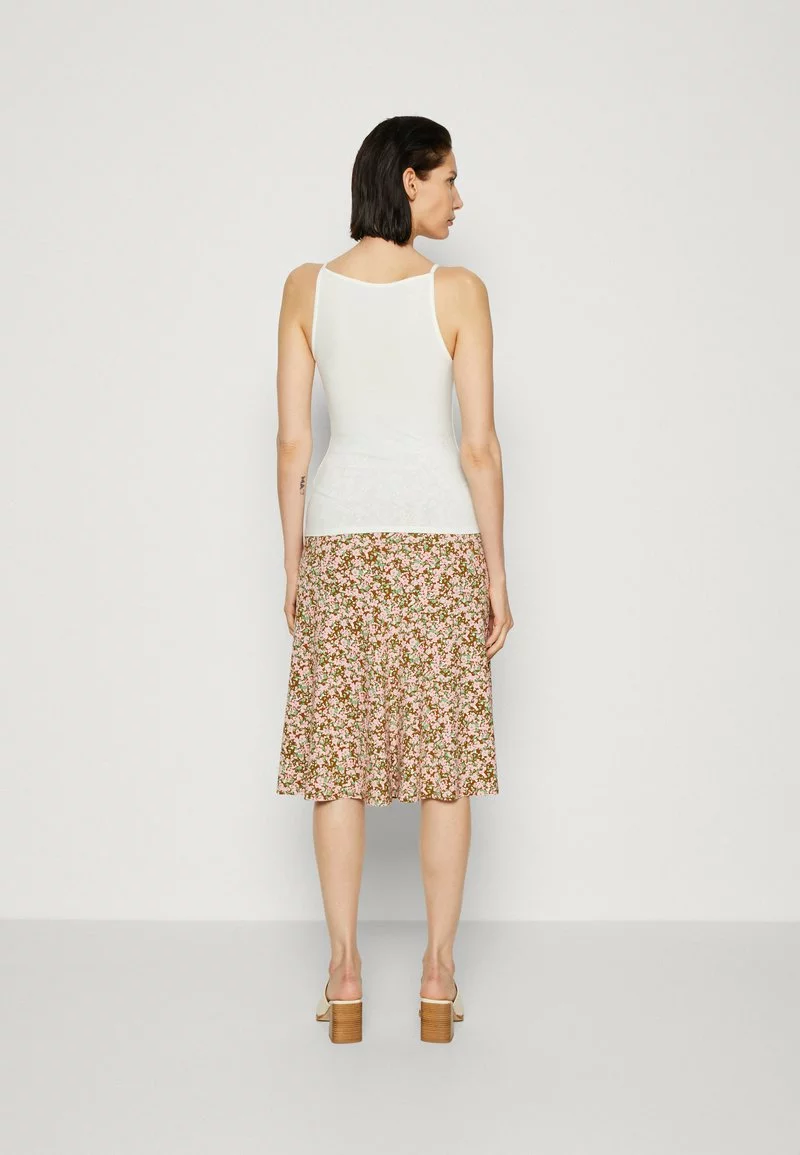 Top - off-white Anna Field Top - Off-white -Anna Field Geschäft 252c7fad77454ab4b93a2bea16770ecd