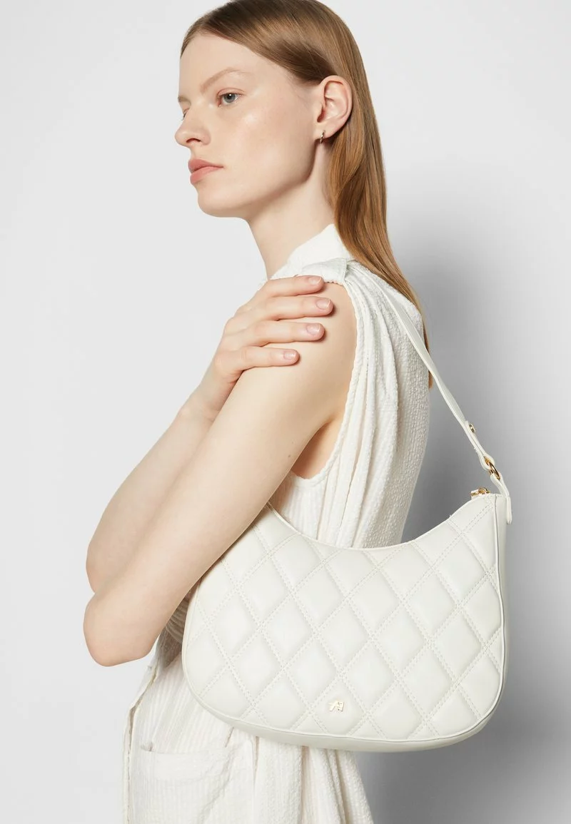 Handtasche - off white Anna Field Handtasche - Off White -Anna Field Geschäft 2eb3e6aa8a73476ba92e7e9d60ff880b