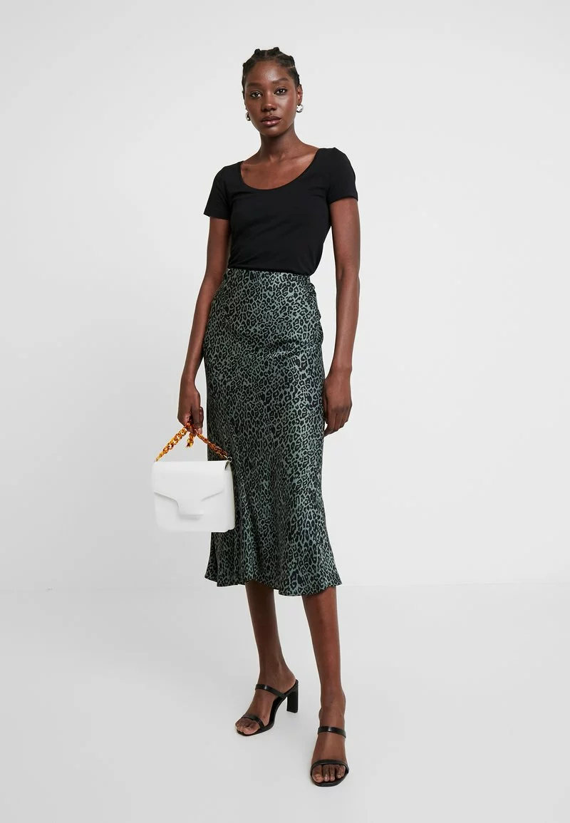 2 PACK - T-Shirt basic - black Anna Field 2 PACK - T-Shirt Basic - Black -Anna Field Geschäft 910d01955f2e4313a181e16382c10b1d