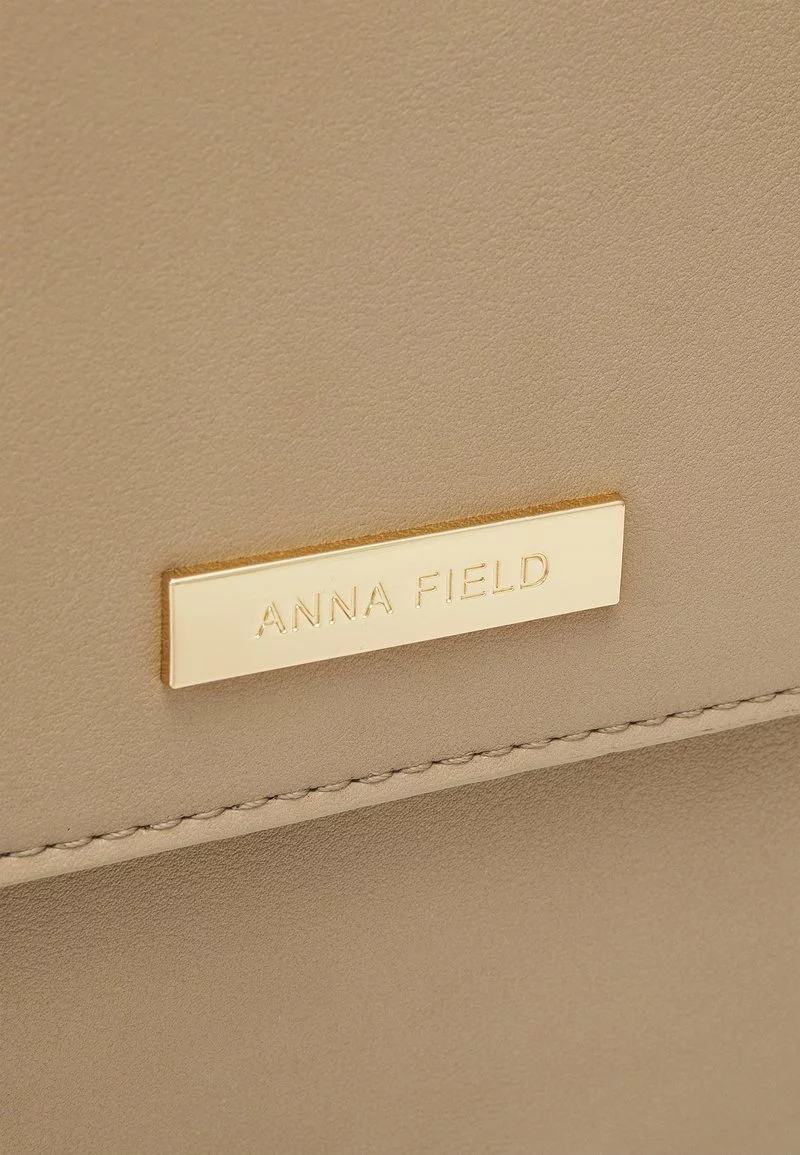 Notebooktasche - tan Anna Field Notebooktasche - Tan -Anna Field Geschäft a565054d8e2d4f83b963eb734abf3e06