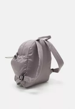 Anna Field Tagesrucksack - Grey 3 Anna Field Tagesrucksack - Grey -Anna Field Geschäft b26184f00b3a48acbcff475905e5009b