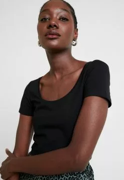 Anna Field 2 PACK - T-Shirt Basic - Black 6 Anna Field 2 PACK - T-Shirt Basic - Black -Anna Field Geschäft b7a0cf434b134981a98f4eb170547af8