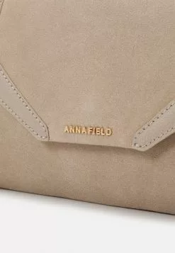 Anna Field LEATHER - Clutch - Taupe 7 Anna Field LEATHER - Clutch - Taupe -Anna Field Geschäft c933426553bb4831a448eeab65bcefad