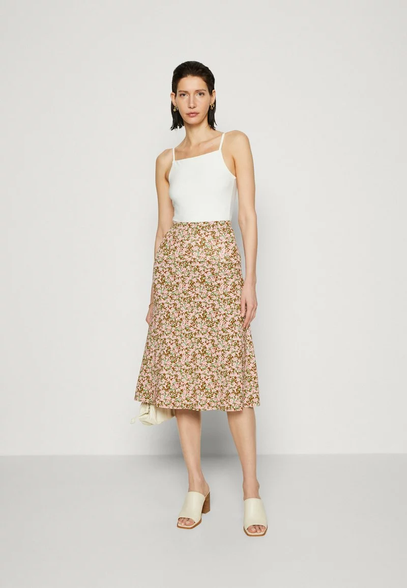 Top - off-white Anna Field Top - Off-white -Anna Field Geschäft d2e53552121746dda30b4ef3d70fde3b