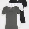 Anna Field 3 PACK - T-Shirt Basic - Black, White 1 Anna Field 3 PACK - T-Shirt Basic - Black, White -Anna Field Geschäft d8673abc075746a285714e911a623aef