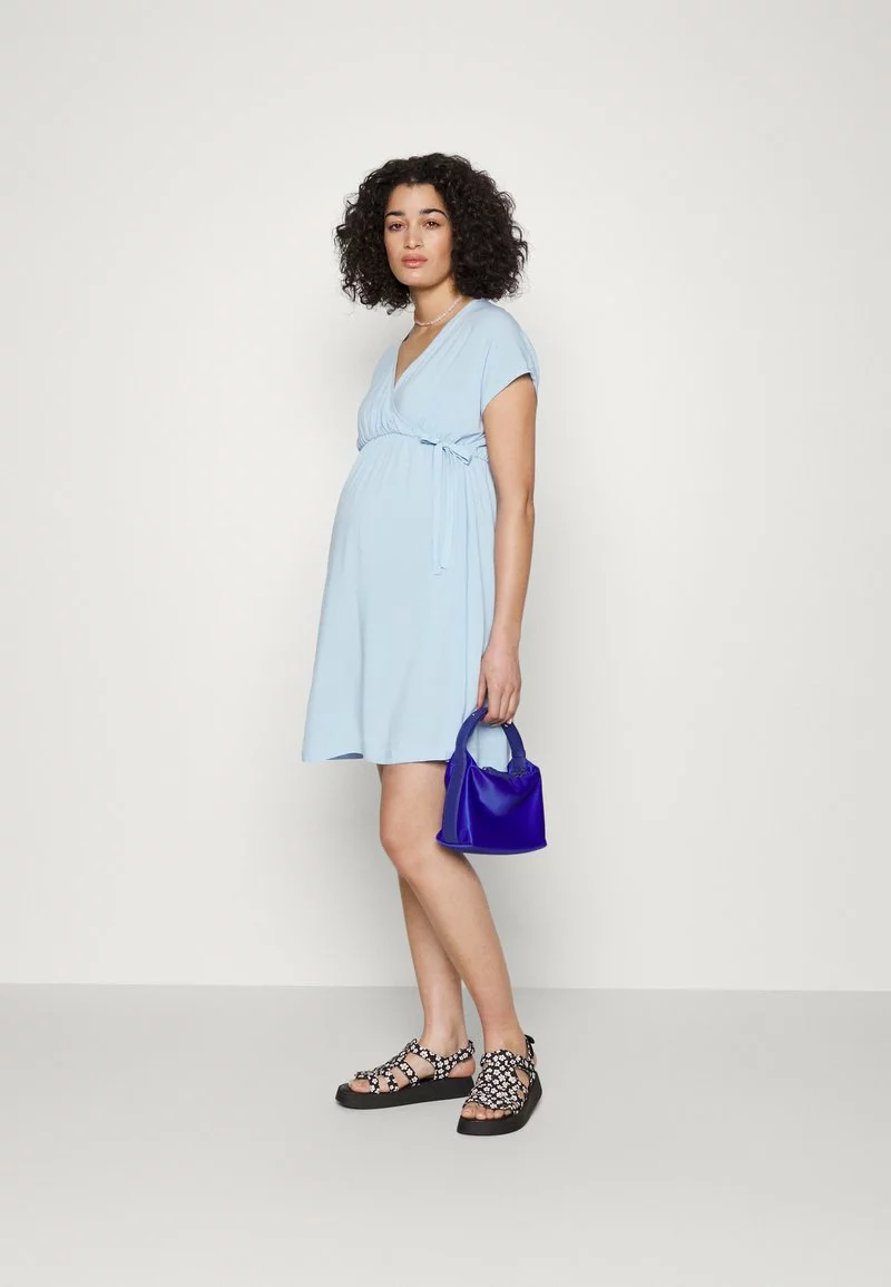 Freizeitkleid - light blue Anna Field MAMA Freizeitkleid - Light Blue -Anna Field Geschäft e73a6dbc3522467ab5787def8cca19d2